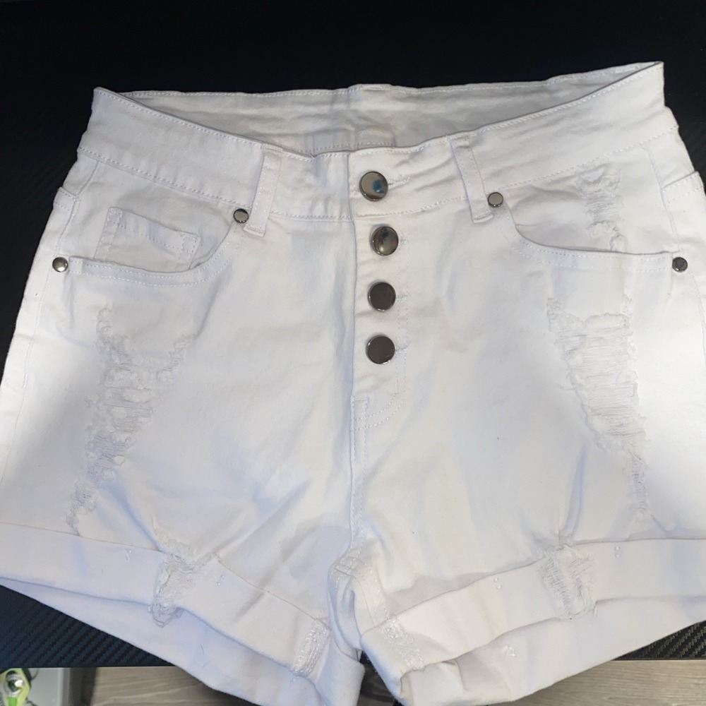 WHITE JEANS SHORTS HOTPANTS Size Medium Ripped Ragged + Cuffed Unbranded